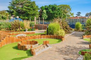 Photo 6- click for photo gallery